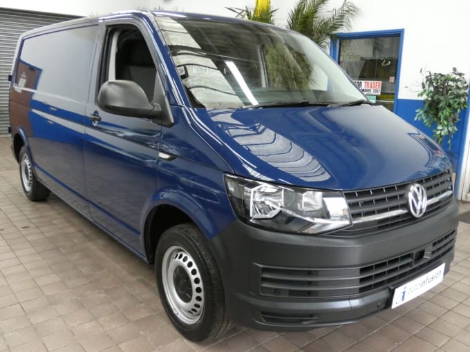 2025 Volkswagen Transporter