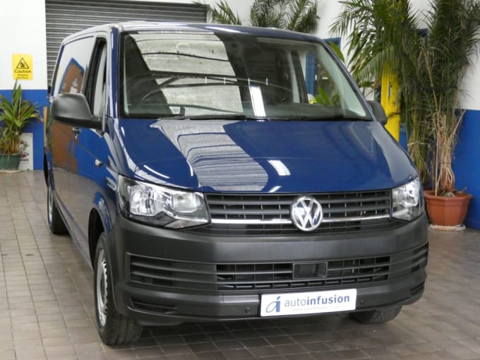 2025 Volkswagen Transporter