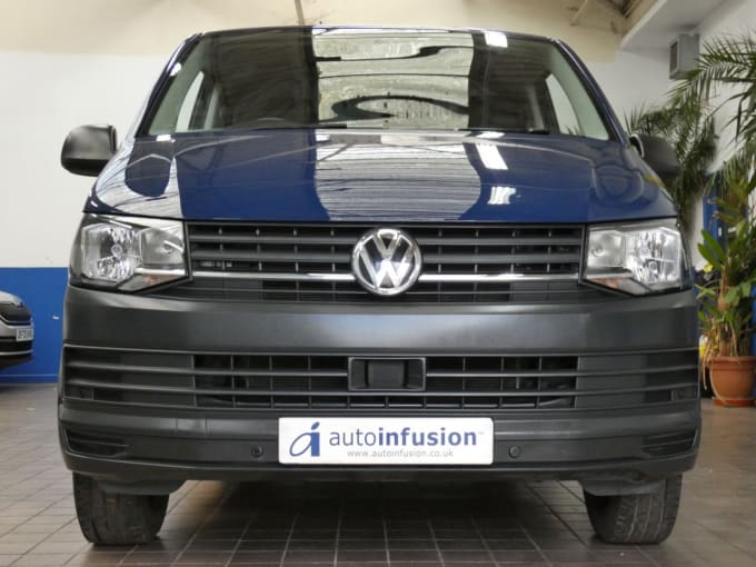 2025 Volkswagen Transporter