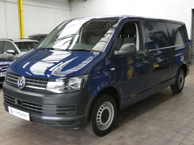 2025 Volkswagen Transporter