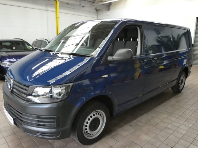 2025 Volkswagen Transporter