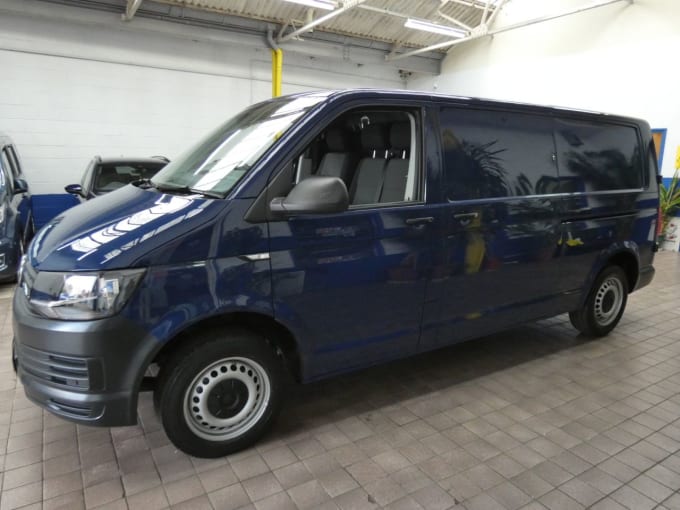 2025 Volkswagen Transporter