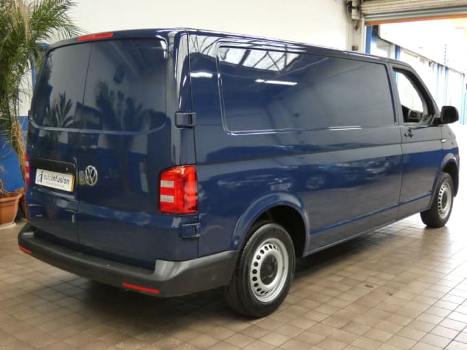 2025 Volkswagen Transporter