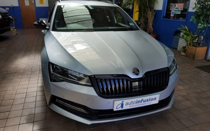 2025 Skoda Superb
