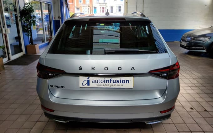 2025 Skoda Superb