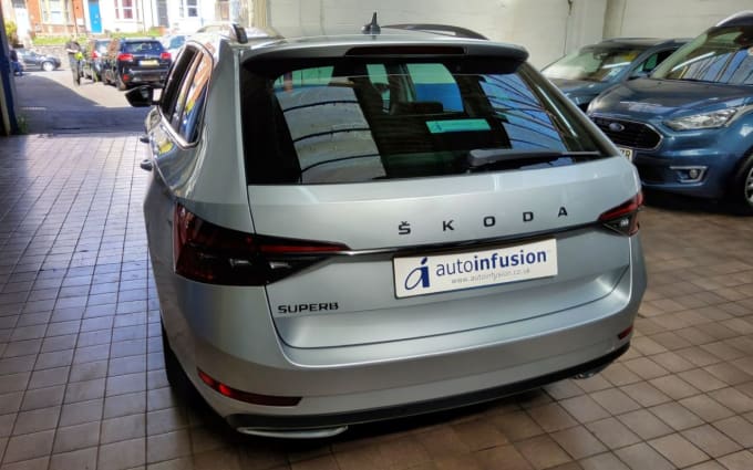 2025 Skoda Superb