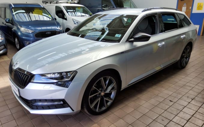 2025 Skoda Superb