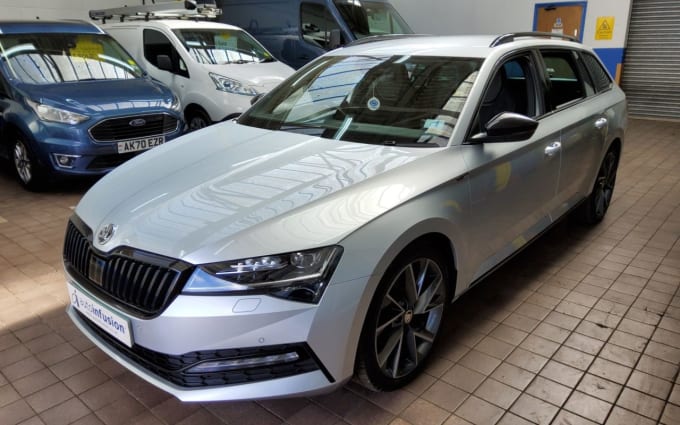 2025 Skoda Superb