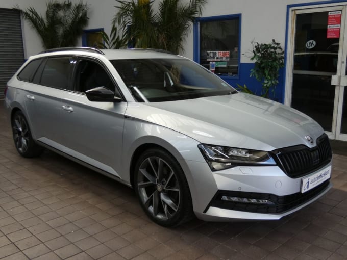 2025 Skoda Superb