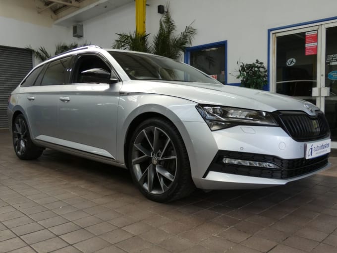 2025 Skoda Superb