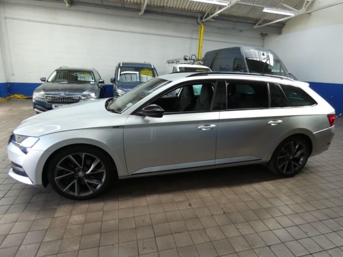2025 Skoda Superb
