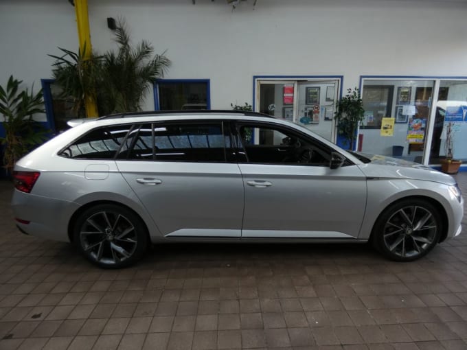 2025 Skoda Superb