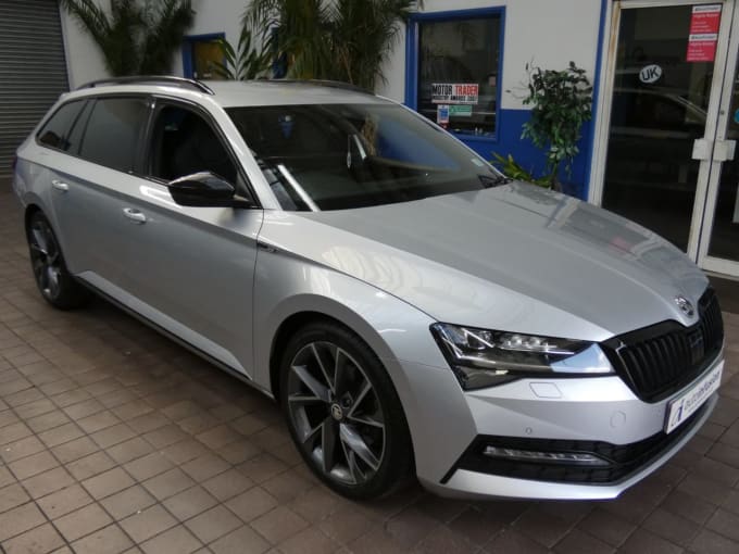 2025 Skoda Superb