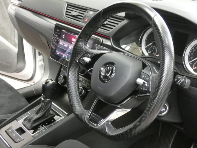 2025 Skoda Superb