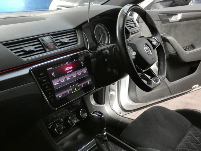 2025 Skoda Superb