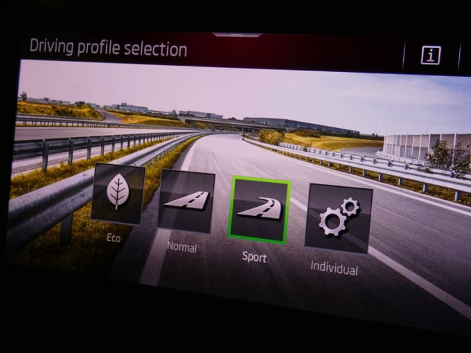 2025 Skoda Superb