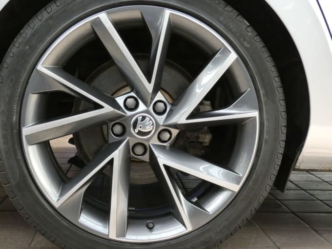 2025 Skoda Superb