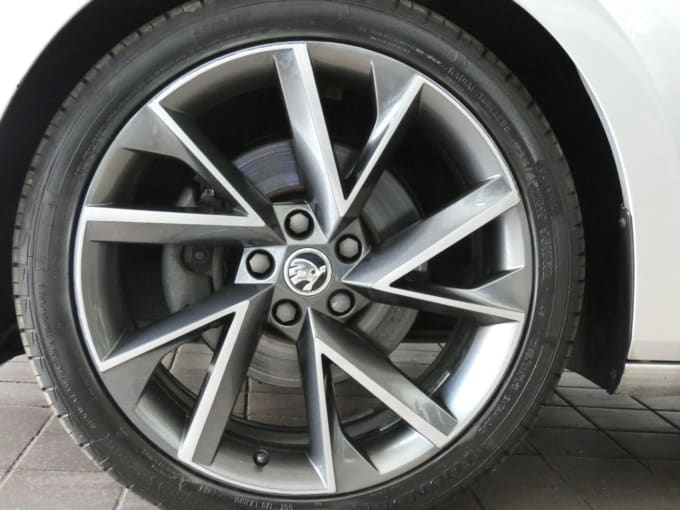 2025 Skoda Superb