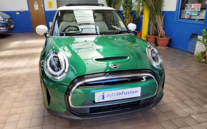 2025 Mini Electric Hatch