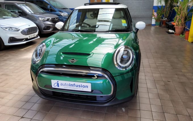 2025 Mini Electric Hatch