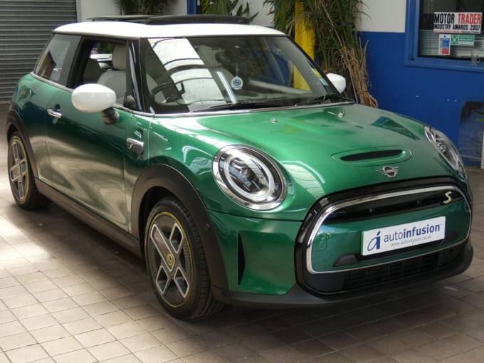 2025 Mini Electric Hatch