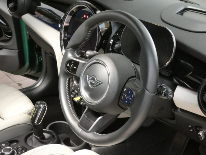 2025 Mini Electric Hatch