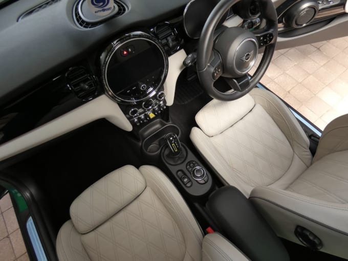 2025 Mini Electric Hatch