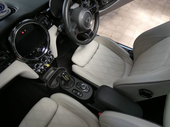 2025 Mini Electric Hatch
