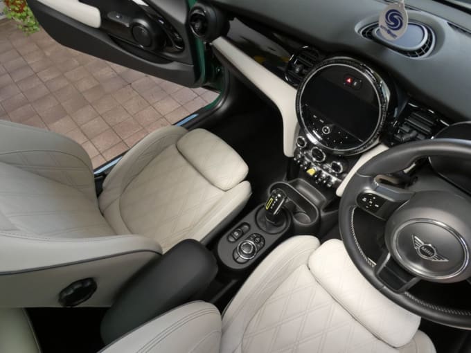2025 Mini Electric Hatch