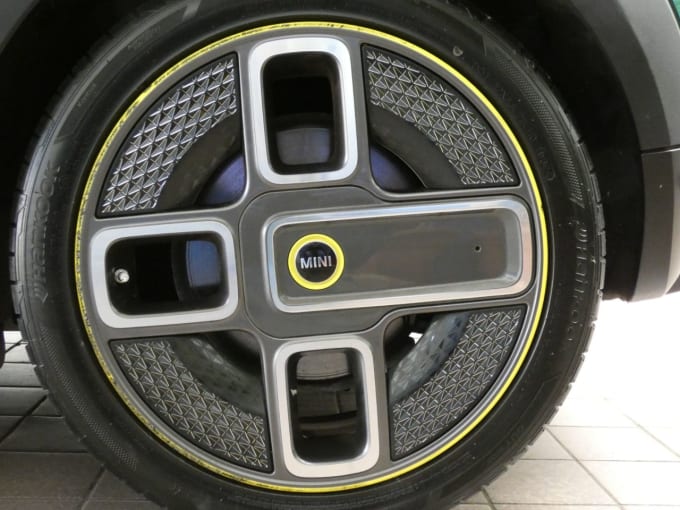 2025 Mini Electric Hatch