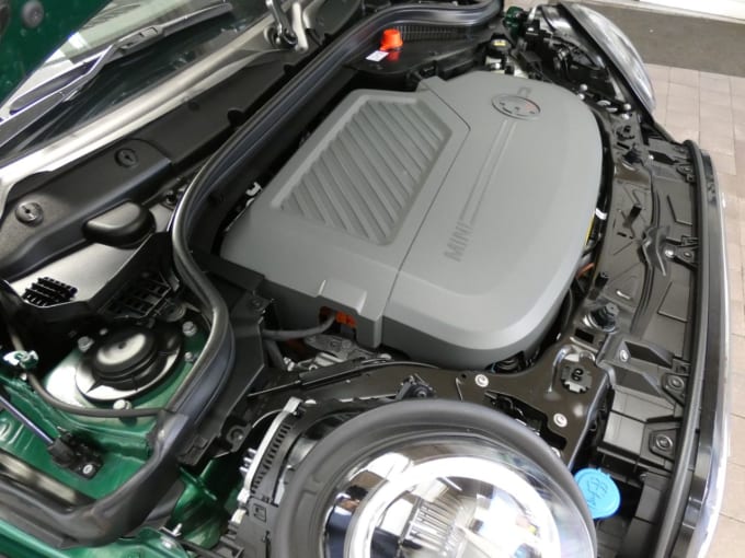 2025 Mini Electric Hatch