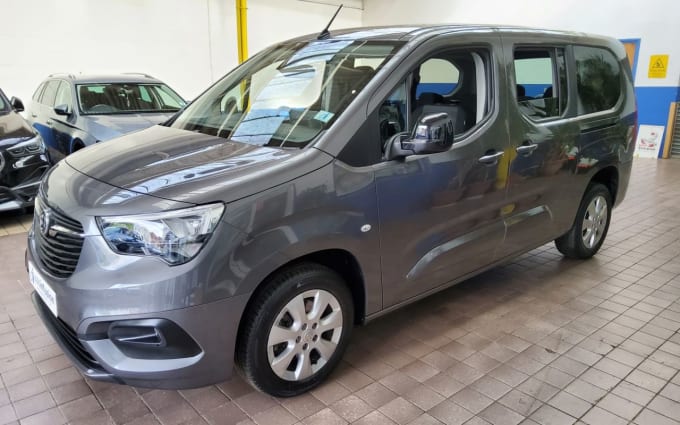 2025 Vauxhall Combo Life
