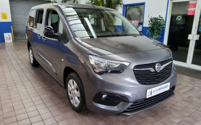 2025 Vauxhall Combo Life