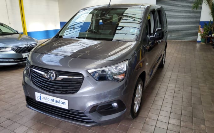 2025 Vauxhall Combo Life