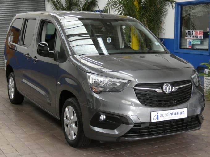 2025 Vauxhall Combo Life
