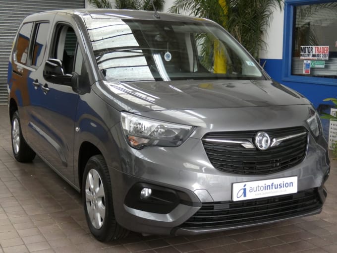 2025 Vauxhall Combo Life