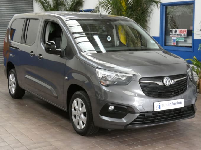 2025 Vauxhall Combo Life