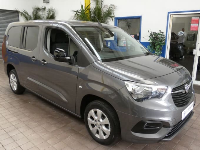 2025 Vauxhall Combo Life