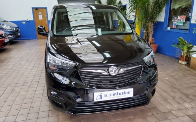 2025 Vauxhall Combo Life