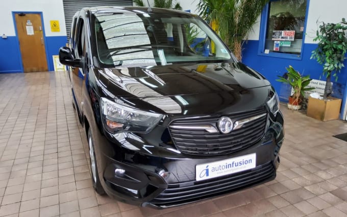 2025 Vauxhall Combo Life