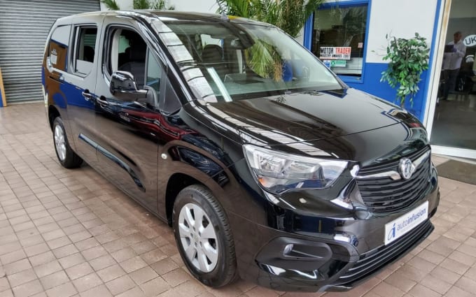 2025 Vauxhall Combo Life