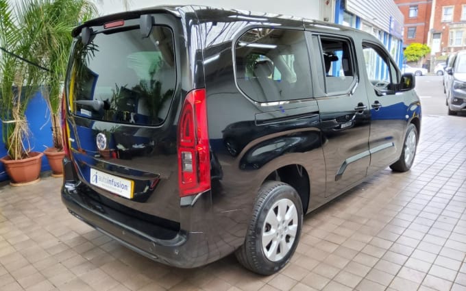 2025 Vauxhall Combo Life