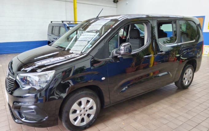 2025 Vauxhall Combo Life