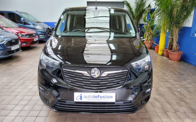 2025 Vauxhall Combo Life