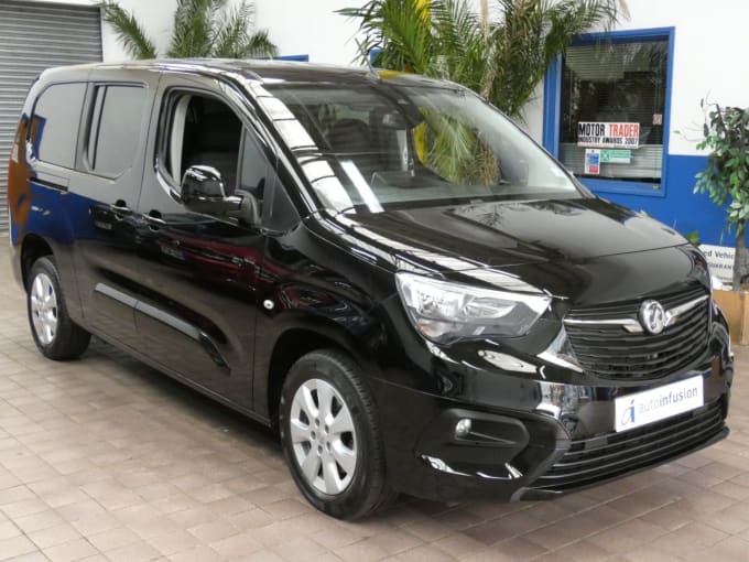 2025 Vauxhall Combo Life