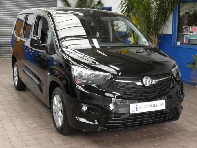 2025 Vauxhall Combo Life