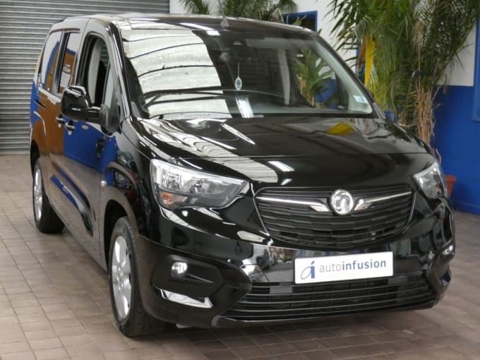 2025 Vauxhall Combo Life