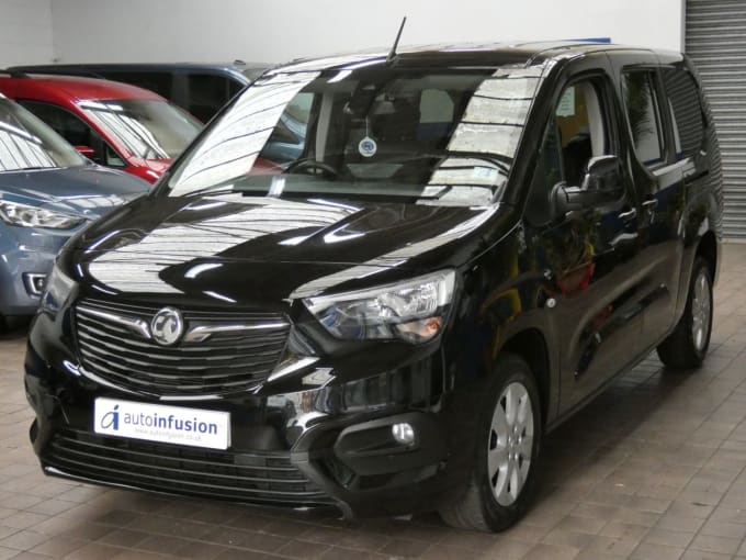 2025 Vauxhall Combo Life