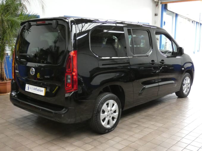 2025 Vauxhall Combo Life