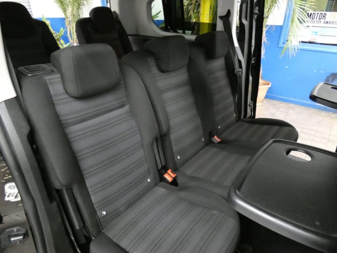 2025 Vauxhall Combo Life